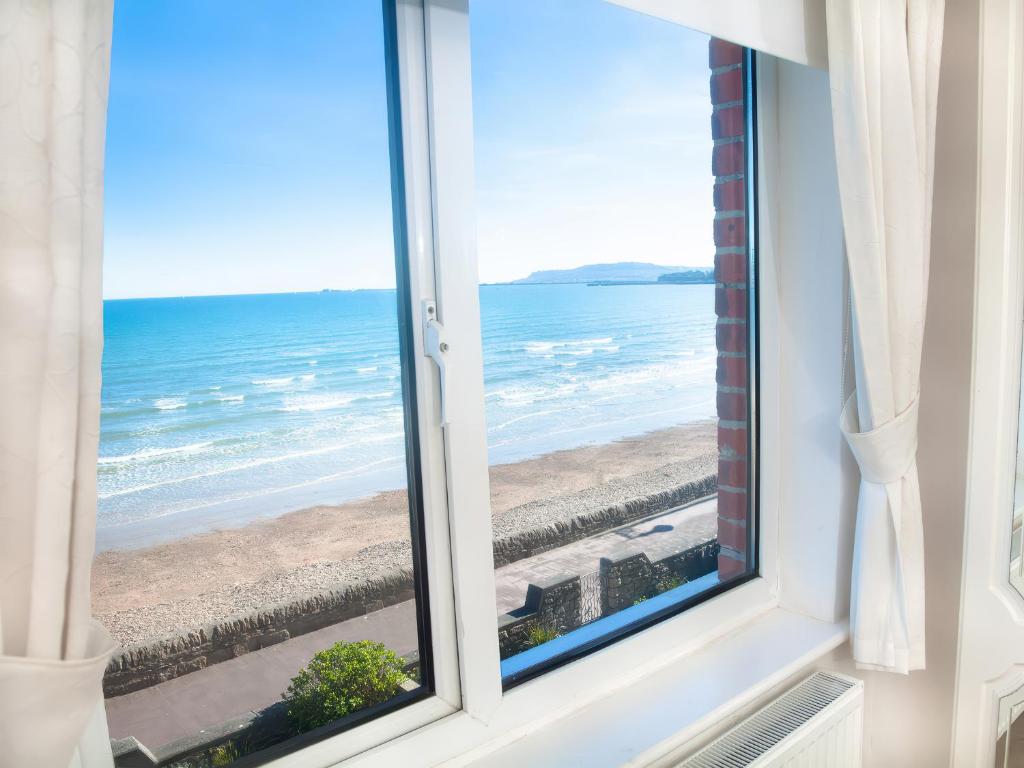 Weymouth Bay Apartment C photo 4
