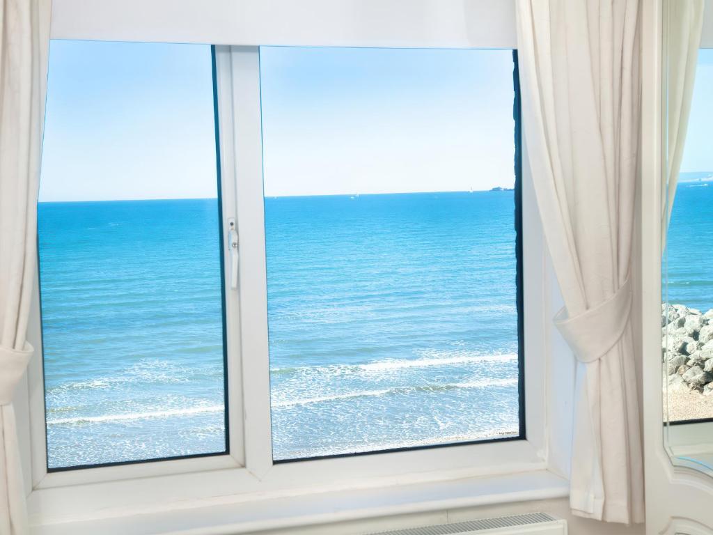 Weymouth Bay Apartment C photo 7