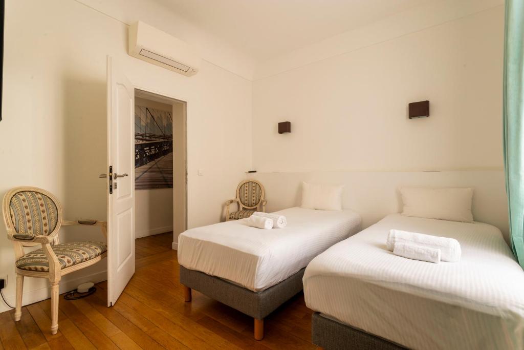 Arc de Triomphe - Home in City - AC & Parking - 5