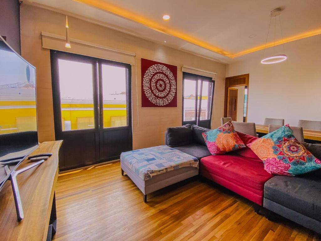 Spacious modern and centrally located - 2