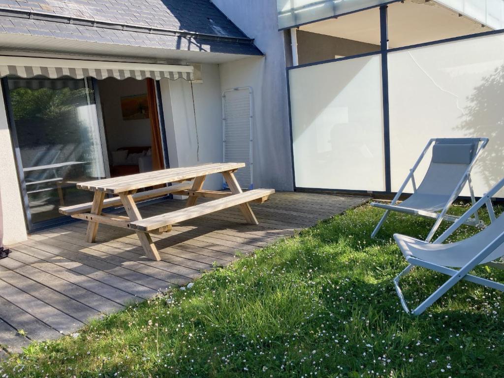 Le GLAZ - 2 à 4 vacanciers - Jardin clos - Petit chien bienvenu - 2 vélos - Plages et Commerces à pied - 1