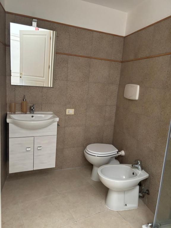 Cagliari Downtown - Piazza Costituzione suite - 4