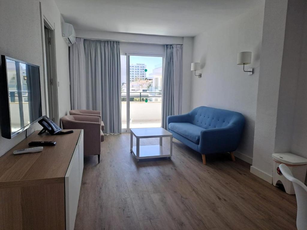 Apartamentos Buensol — Hotel rooms in Torremolinos, Andalusia