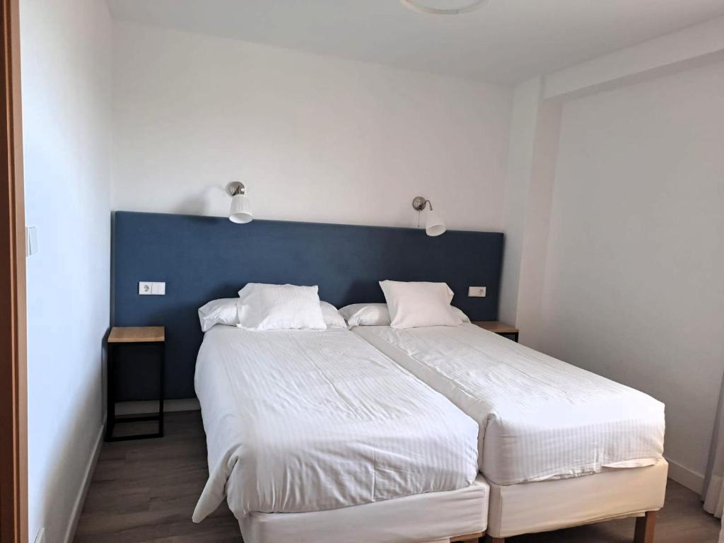 Apartamentos Buensol — Hotel rooms in Torremolinos, Andalusia