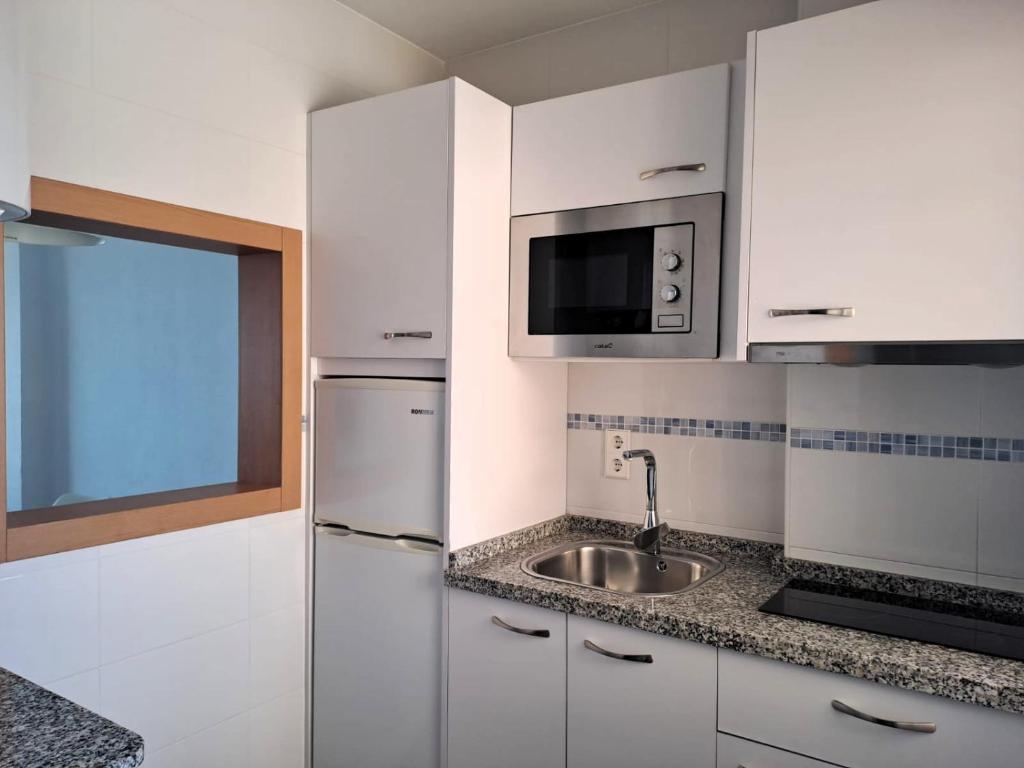 Apartamentos Buensol — Hotel rooms in Torremolinos, Andalusia
