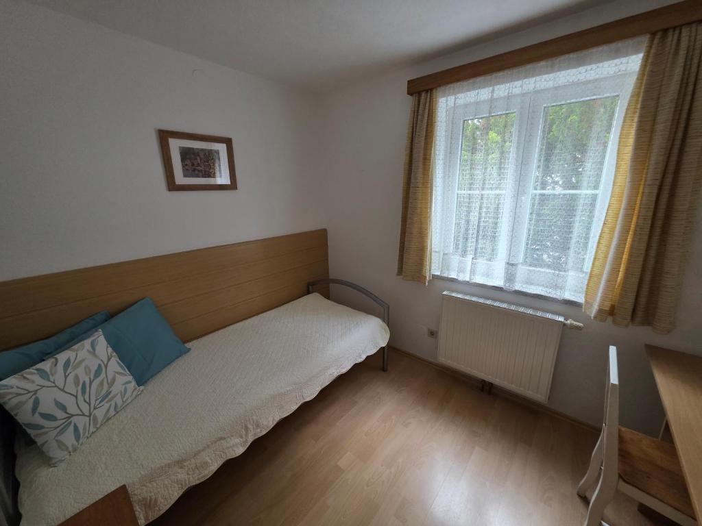 Apartment 11 - 3