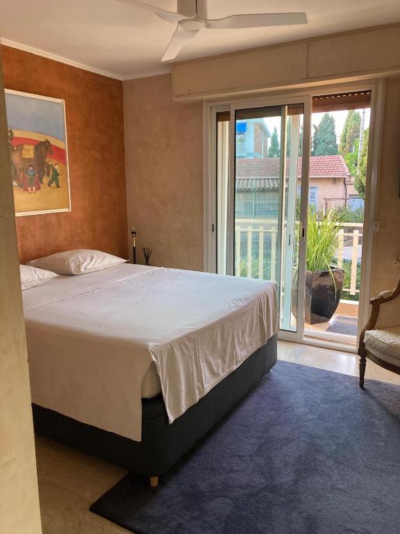 Room To rent For woman, Appart to share with 70 woman - 3