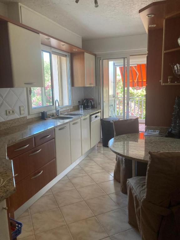 Room To rent For woman, Appart to share with 70 woman - 4