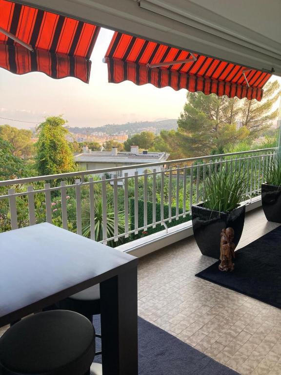 Room To rent For woman, Appart to share with 70 woman - 5