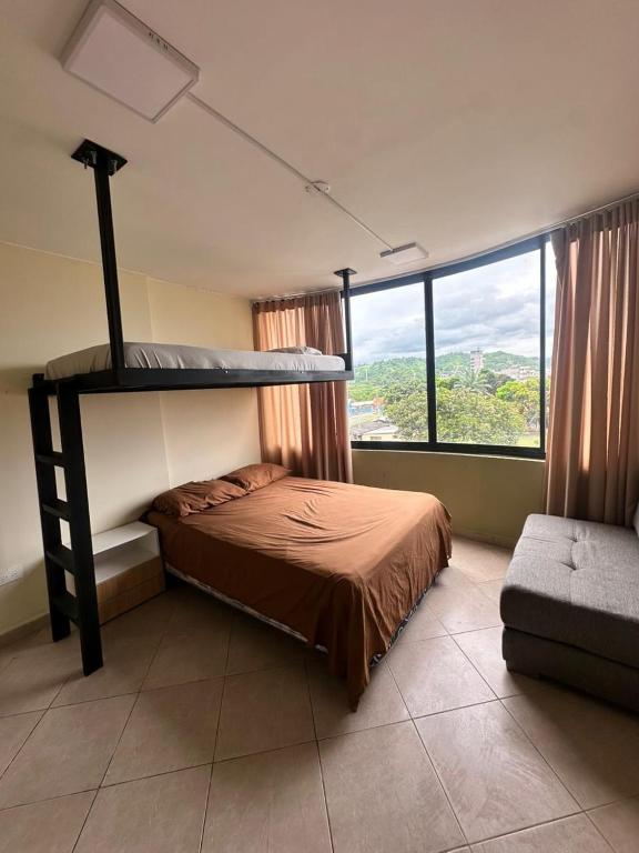 Cozy suite and Jacuzzi overlooking the ocean - 1