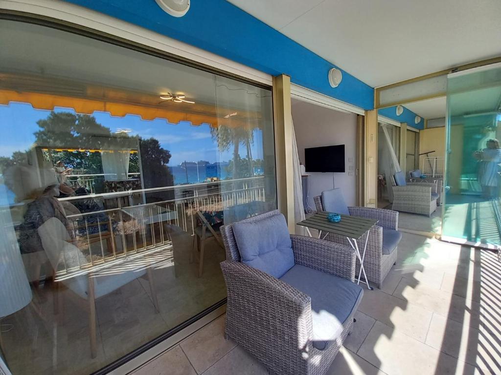 Studio with sea view - 3