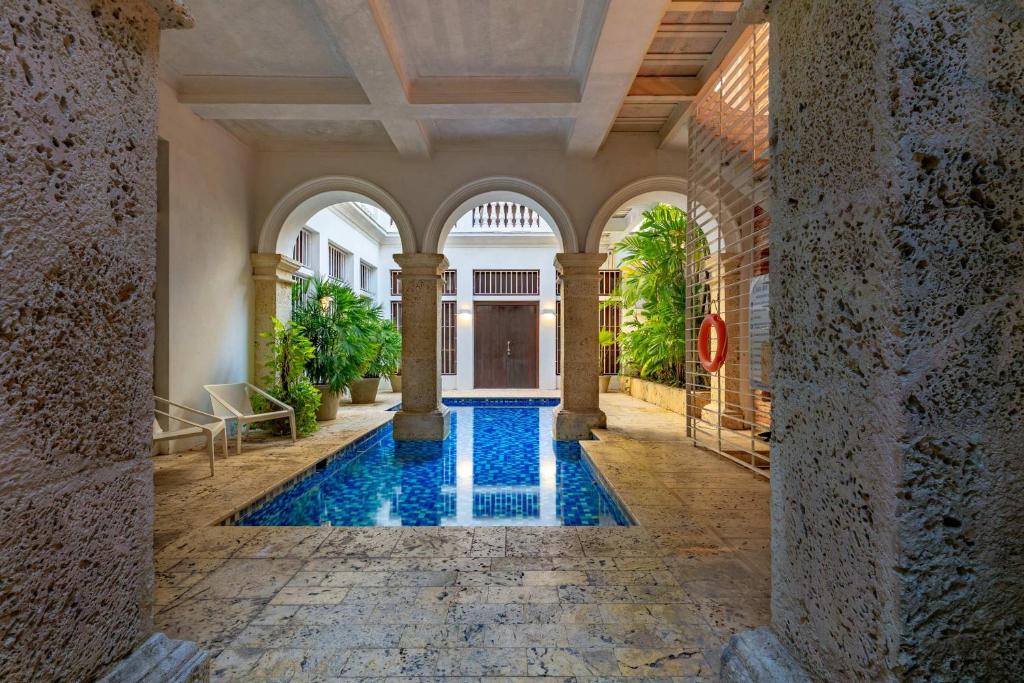 Dream Villa with Pool & Jacuzzi in Ciudad Amurallada - 5