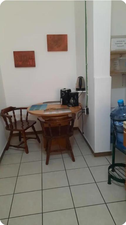 Hostal CASA DE OFE cuarto 2 - 4