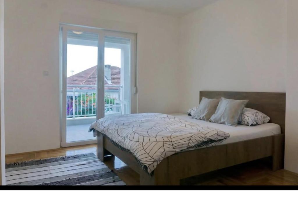Ajat Apartment - Large Terrace - 2