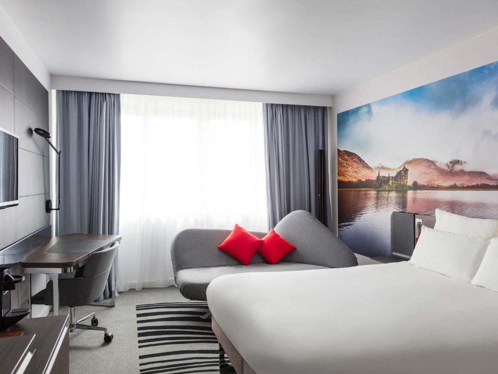 Novotel Edinburgh Centre Hotel photo 2