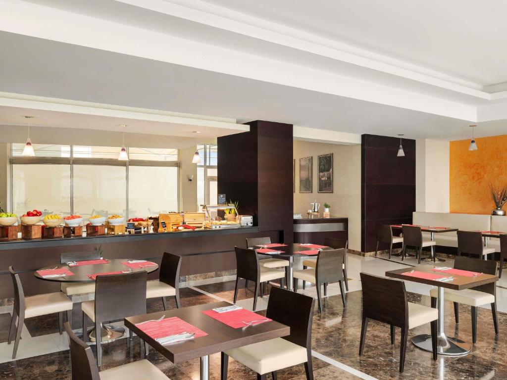 ibis Muscat — Restaurant & bars in Muscat, Muscat