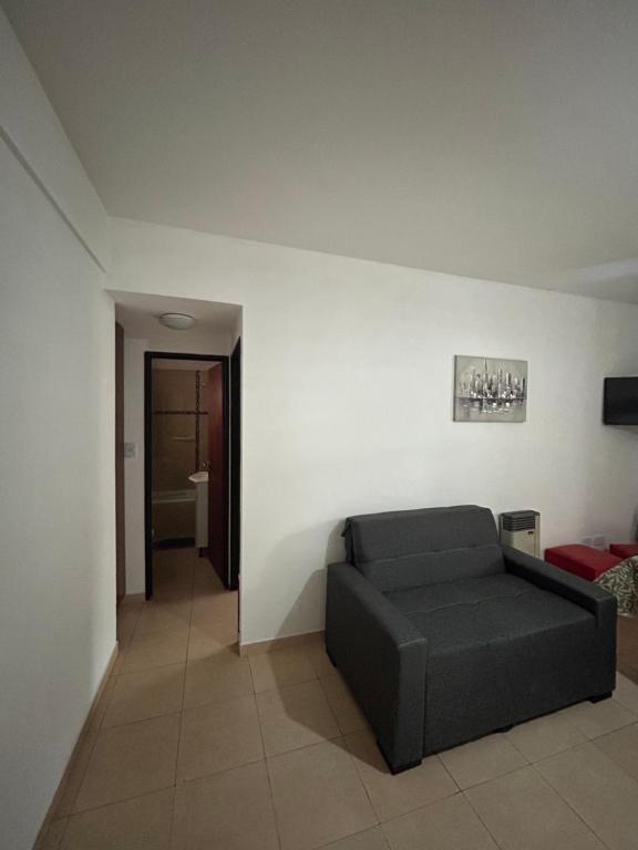 Departamento un dormitorio con cochera a metros del rio Uruguay- Colón entre rios - 2