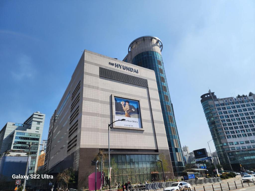 Asan Medical Center Lotte Tower Coex Mall The Hyundai Cheonho walking by 6min