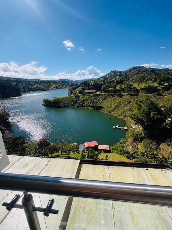Vista al Lago Balcón Privado Relax Total - 2