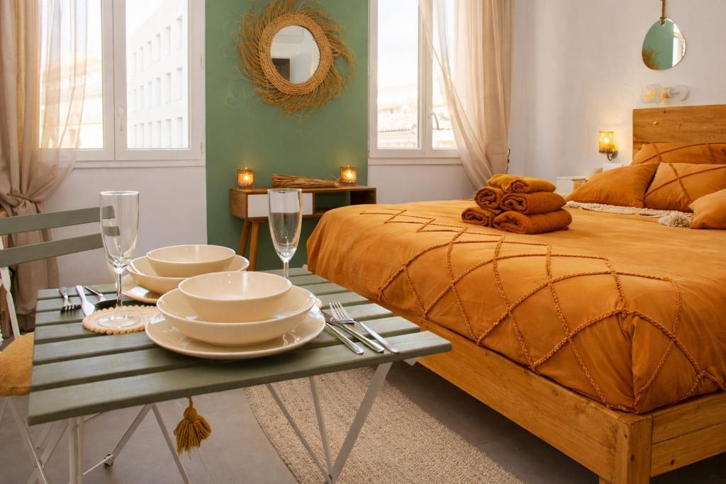 2 Suites au Vieux-Port Marseille- Clim Netflix Wifi - 2