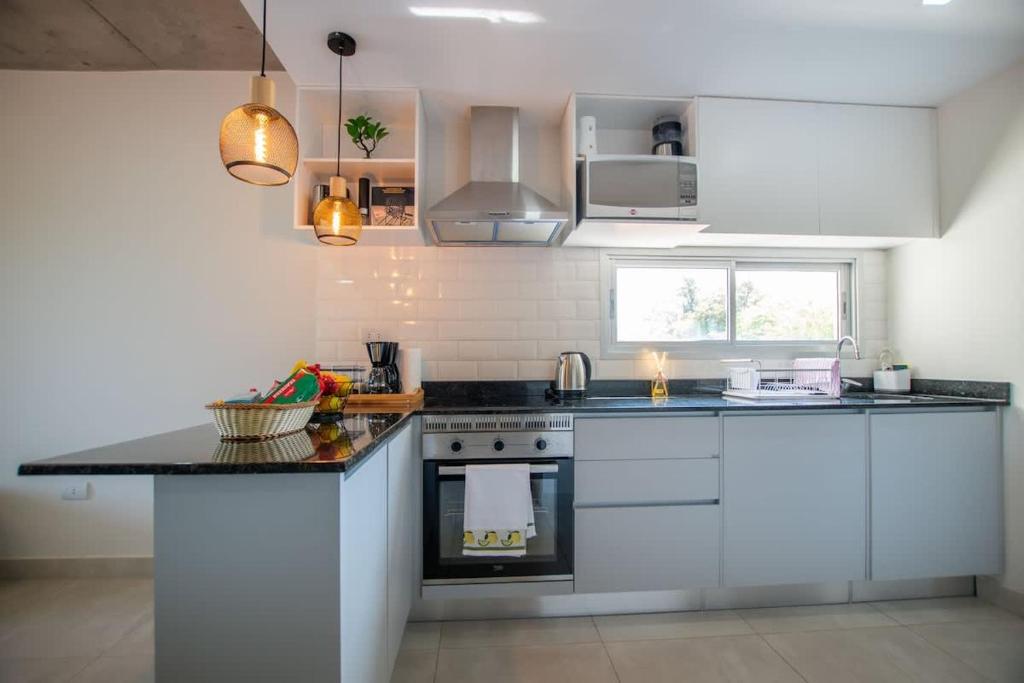 Marlin Luke 201 Cinthia Gauto 2BRParadise Dream kitchen garaje - 2