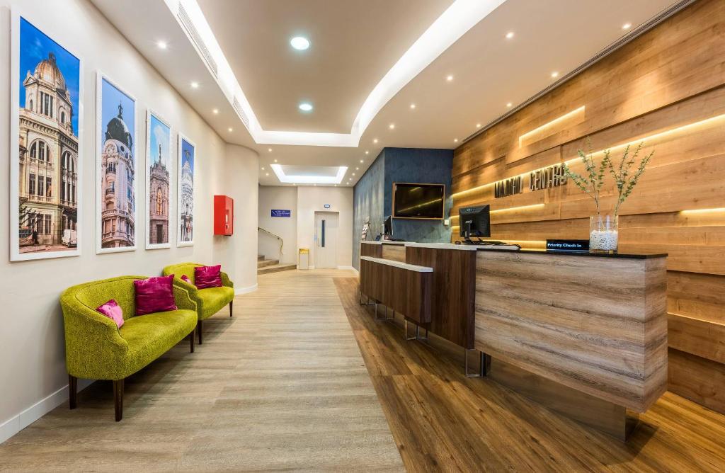 ホテル マドリード セントロ アフィリエーテッド バイ メリア (Hotel Madrid Centro Affiliated by Meliá) 外観