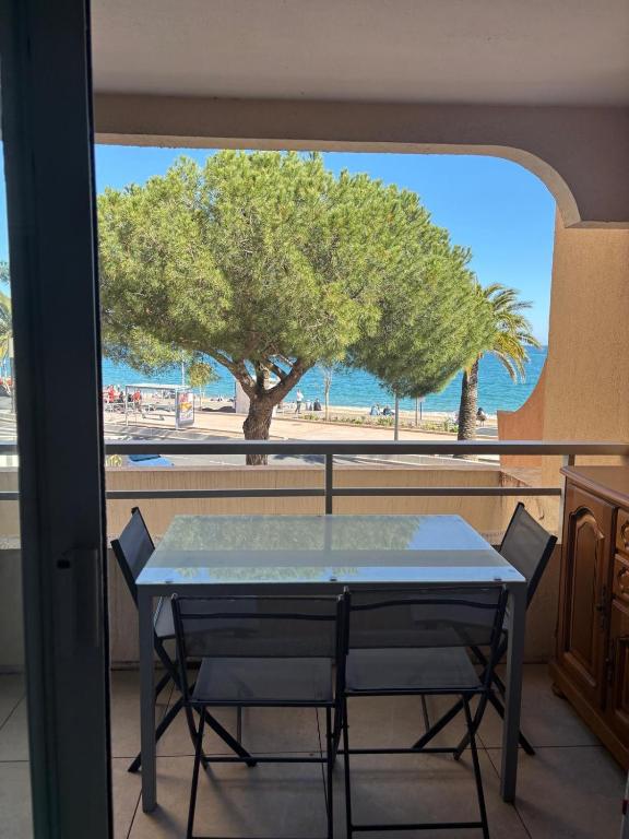 Studio front de mer - 3