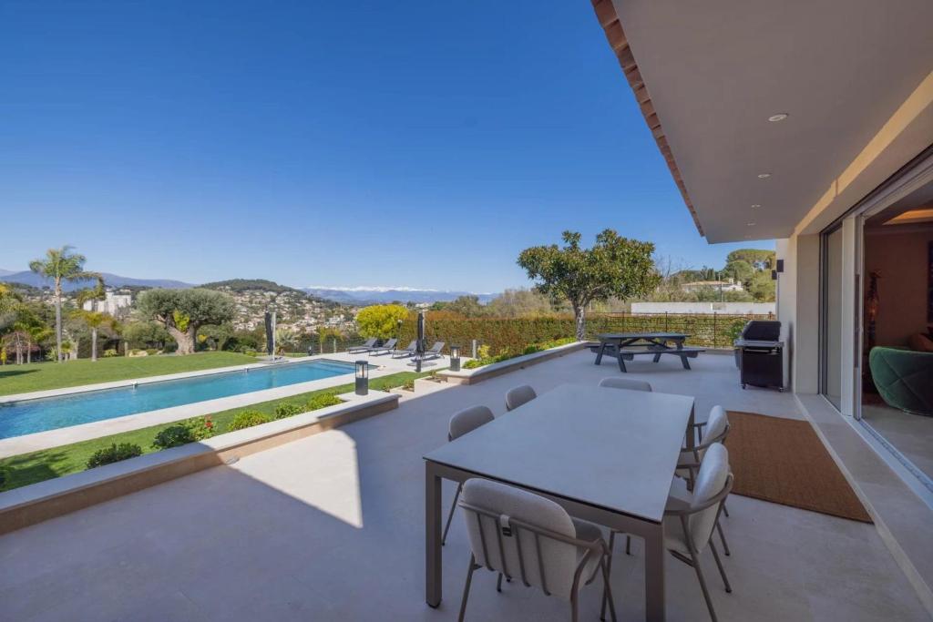 REF 2193 - Super Cannes Villa à louer - 5