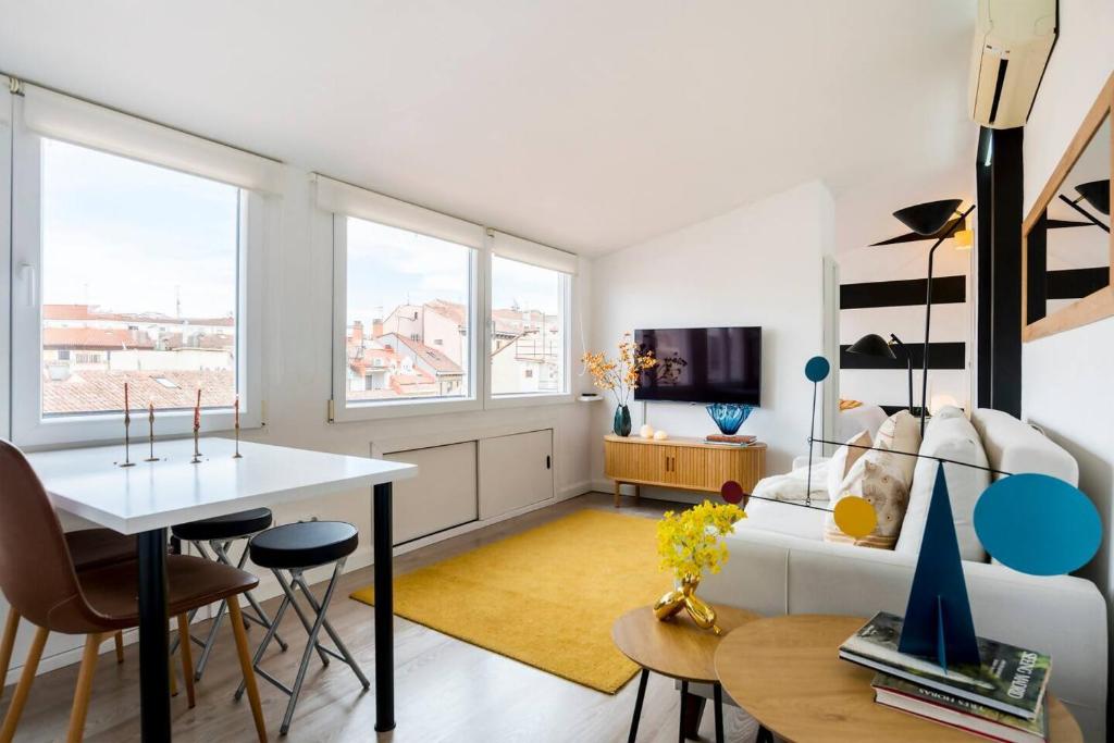 Apt con preciosas vistas Centro–Sol–Palacio Real - 3