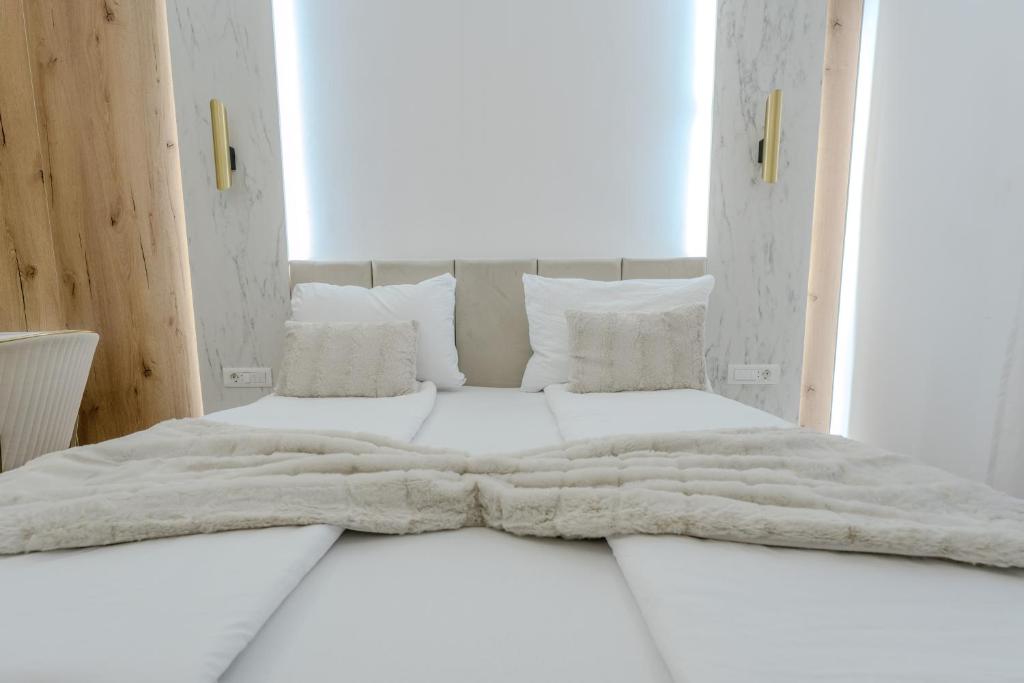 Mona Luxury Apartments - Free Garage Parking - 2