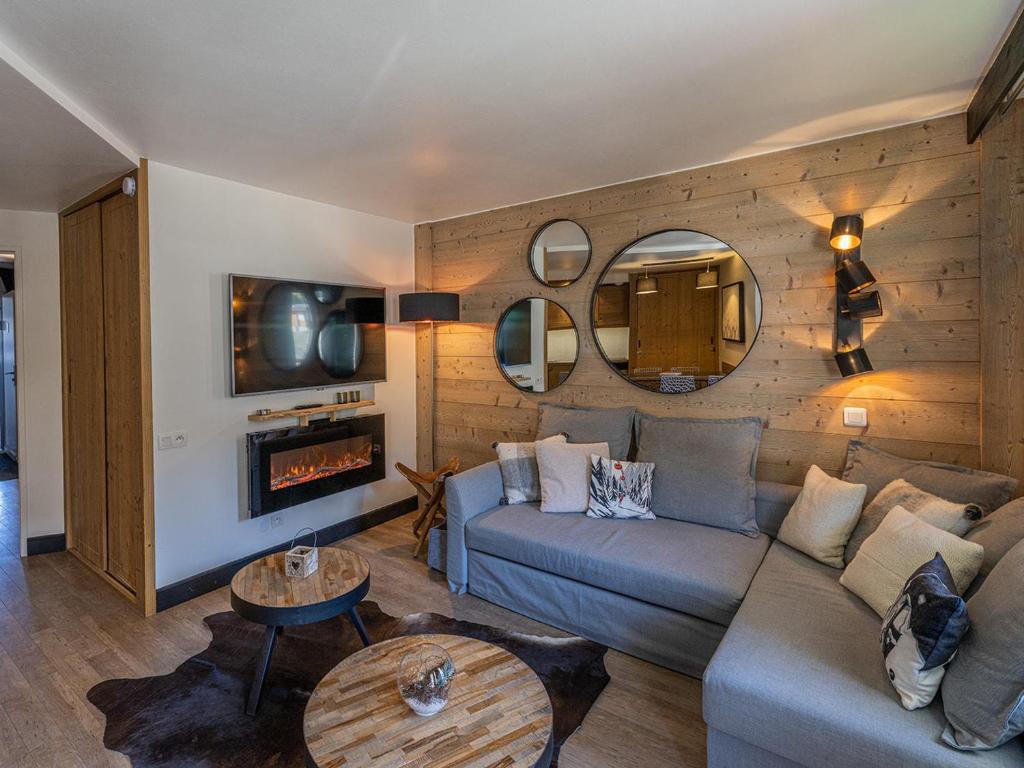 Appartement rénové au centre de La Tania avec parking - FR-1-568-47 - 1