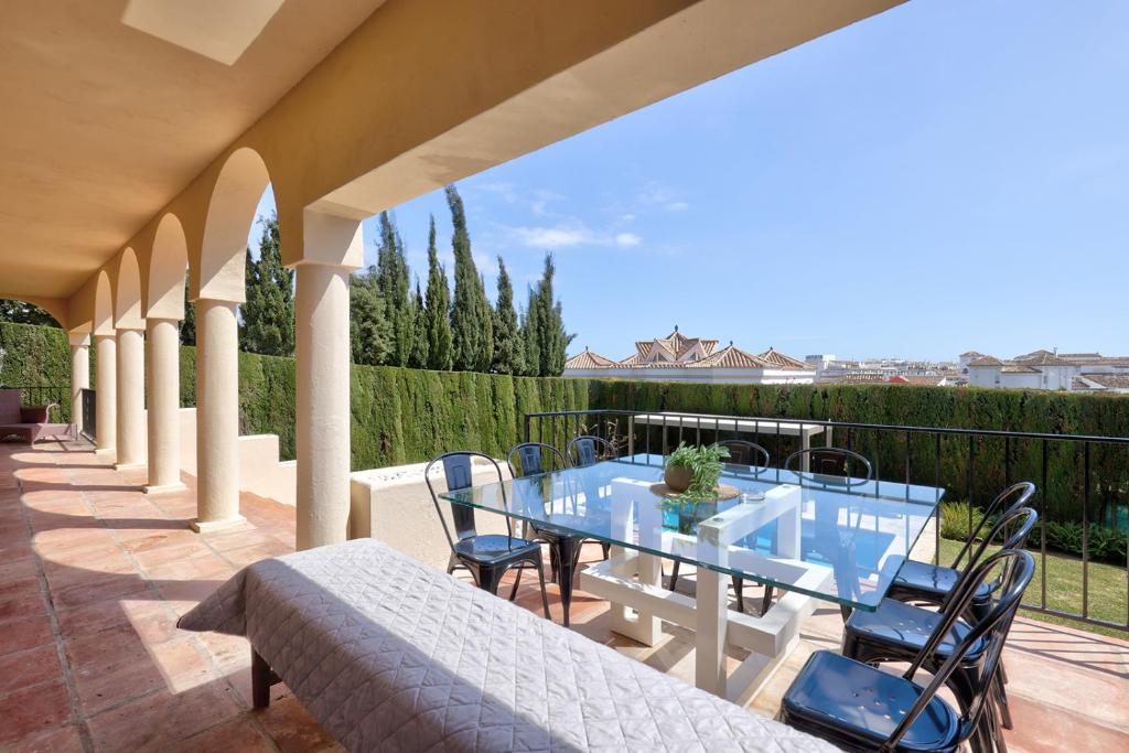 Villa 11 by Lirios Village Marbella - Fantastic Location, Private Pool, Ping Pong table & more - 3