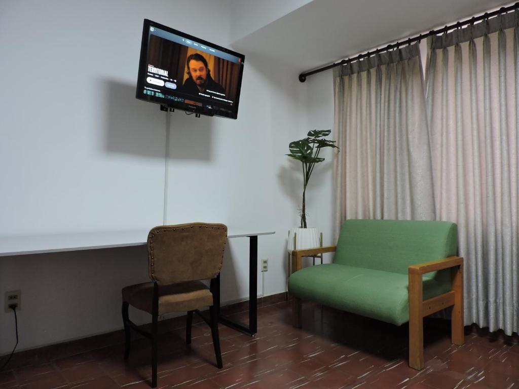 Estudio Cerca de la Plaza Principal - 2