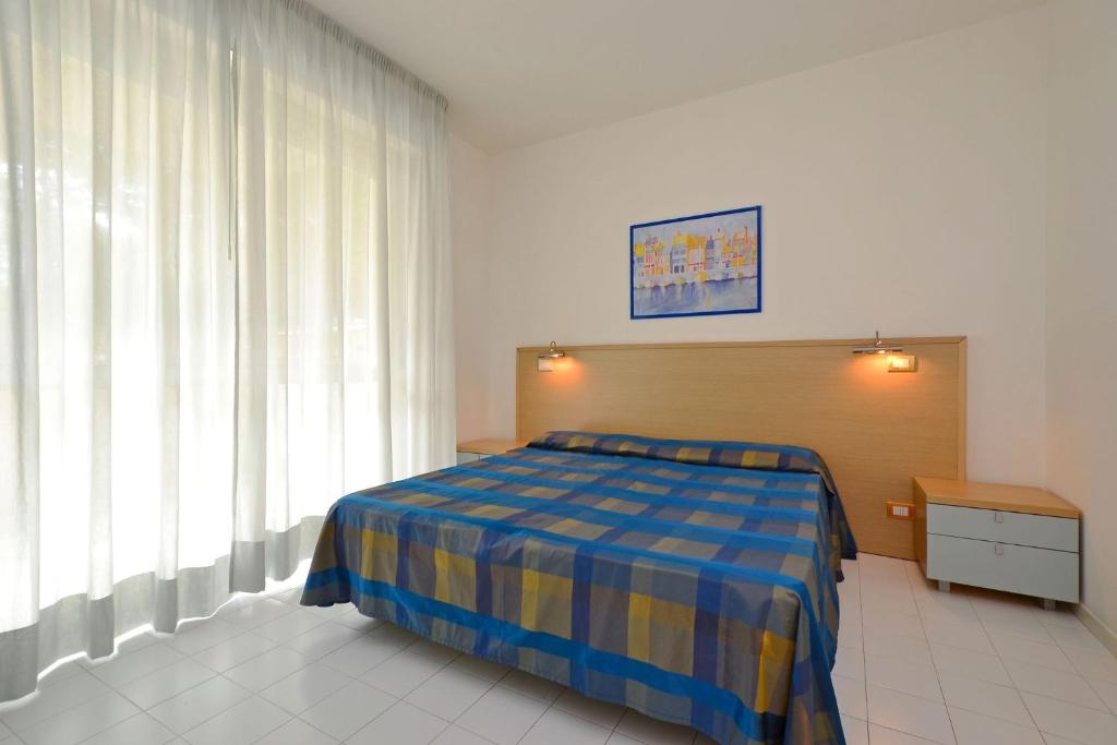 Adorable apartment with pool - 5