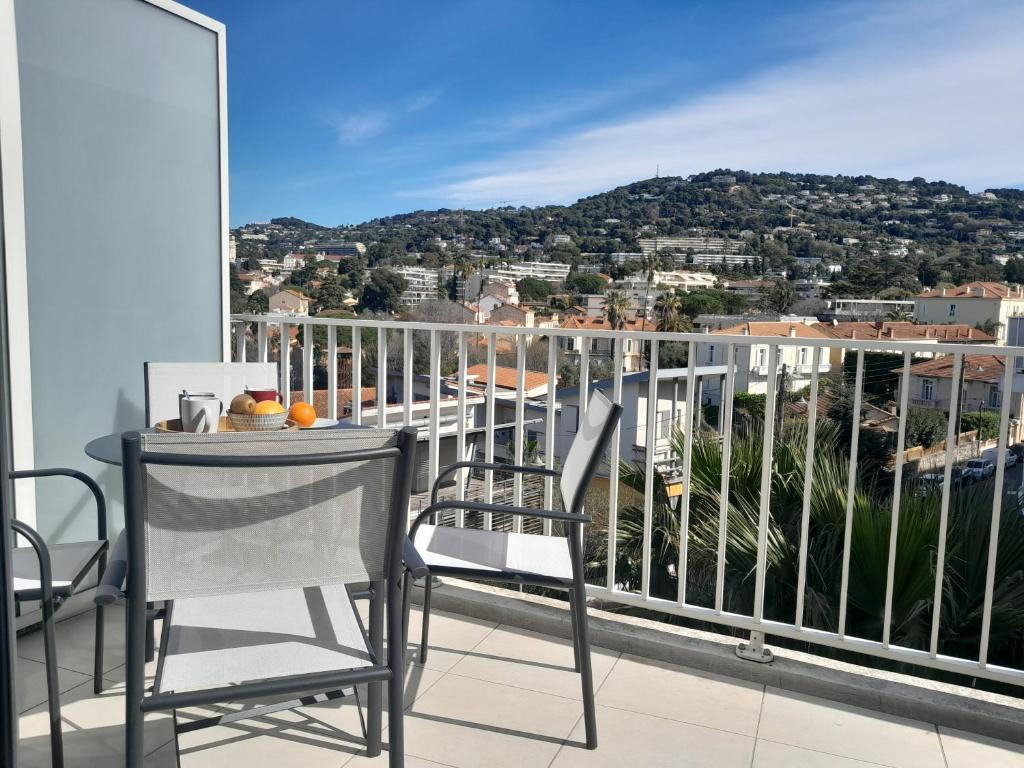 Cannes Centre-Ville, Clim, WiFi 2-4P - 1