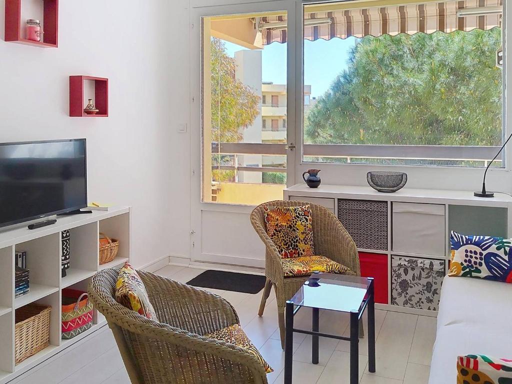 T2 climatisé 3* avec Loggia, Parking sécurisé, WiFi, proche plage - Bormes-les-Mimosas - FR-1-610-98 - 1