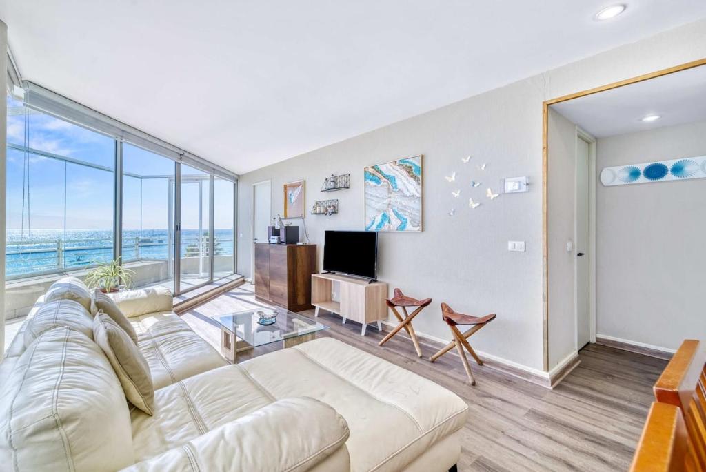 Sunset Terrace 2 Bedroom, Beautiful Ocean View - 1