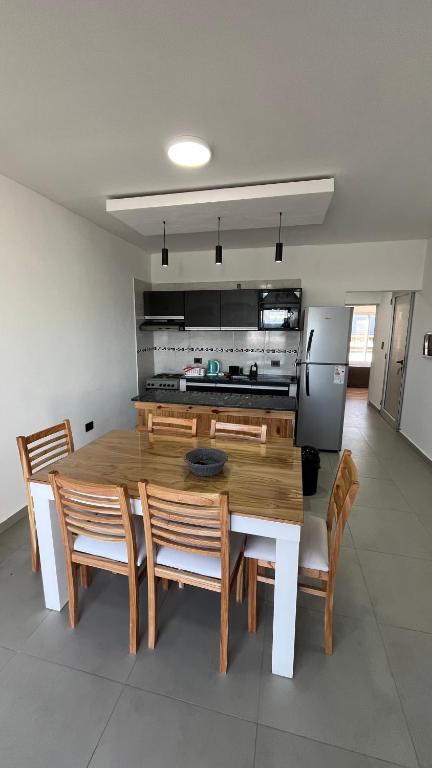 Departamento Frente al Mar en Pleno Centro con parrilla privada 2 - 5