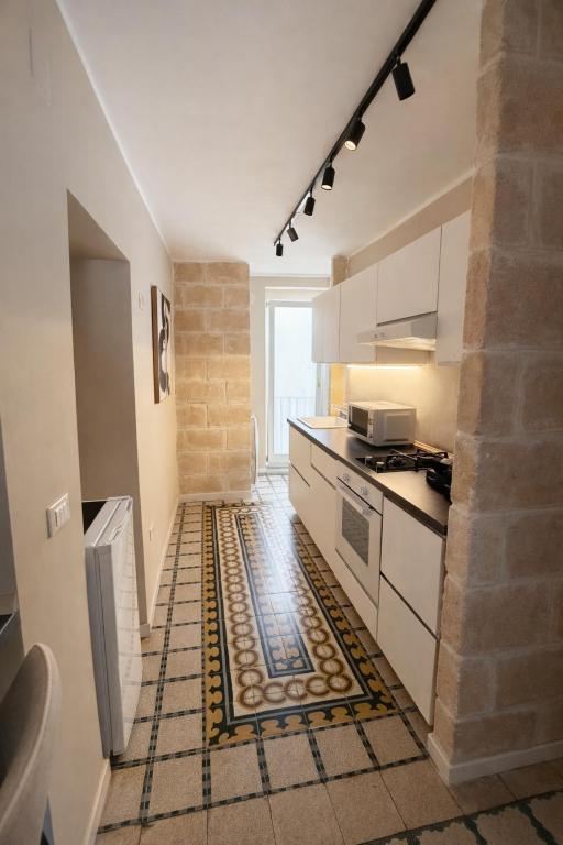 Bari LandLord 71 - Private Balcony Suites - 5