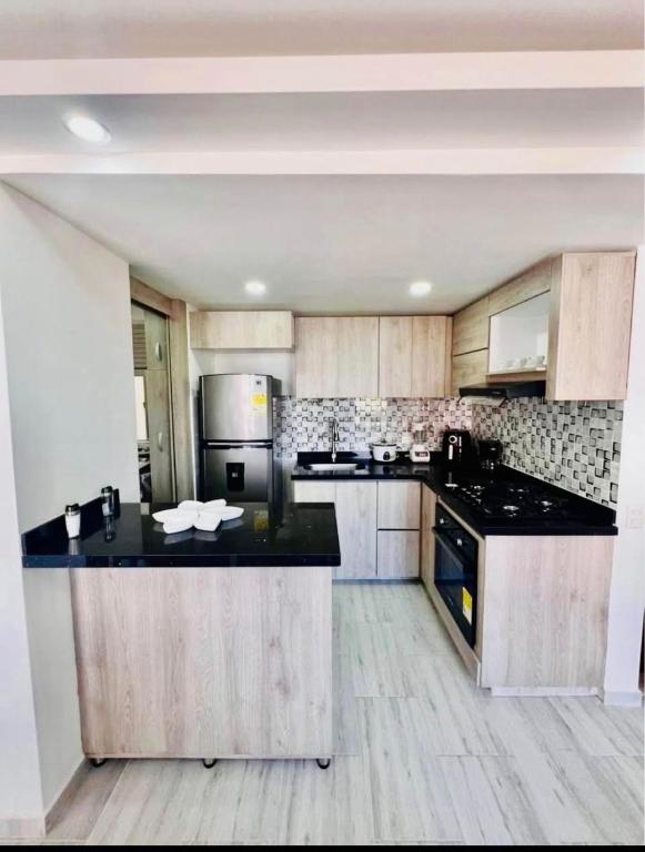 APARTAMENTO AMOBLADO CIUDAD MELENDEZ cali - 1