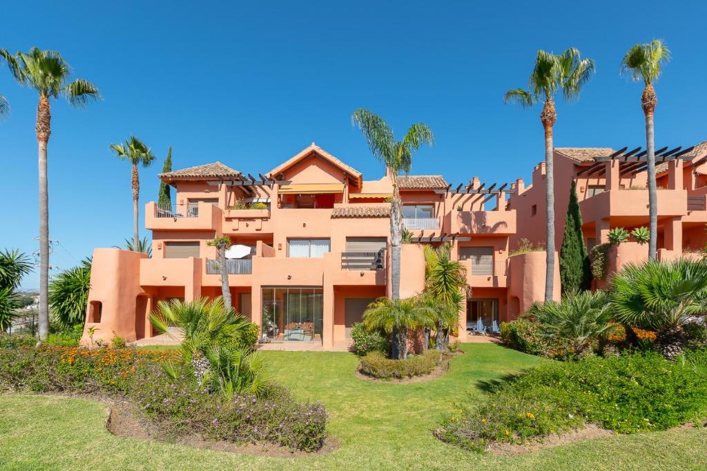 Sotoserena Garden Home - 1