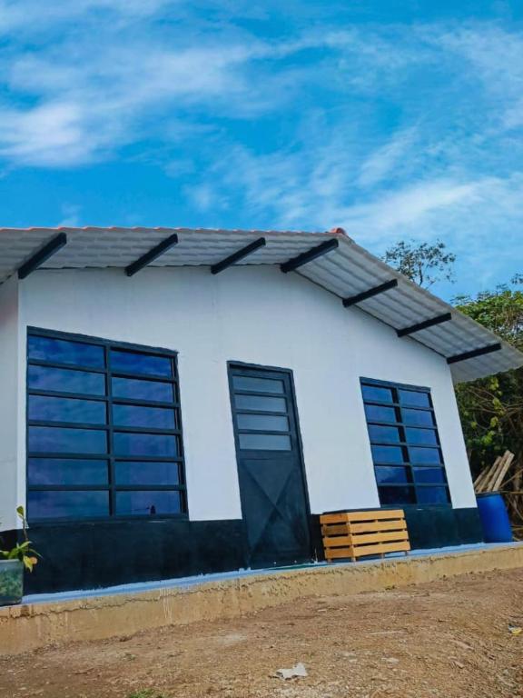 Twin House, casas campestres con vista al embalse - 3