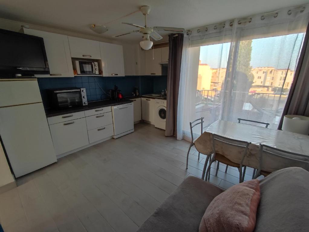 Appartement T2 avec piscine, proche de la plage et du Port - 3