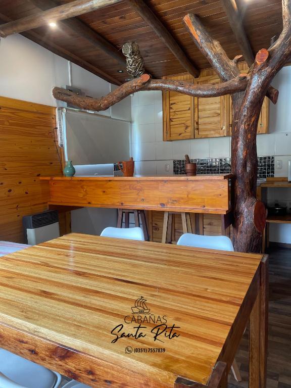 Vivisierrras, Villa Carlos Paz, Cabaña con pileta privada, dos cuadras costanera - 3