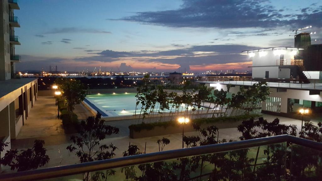 D'calton seaview apartment photo