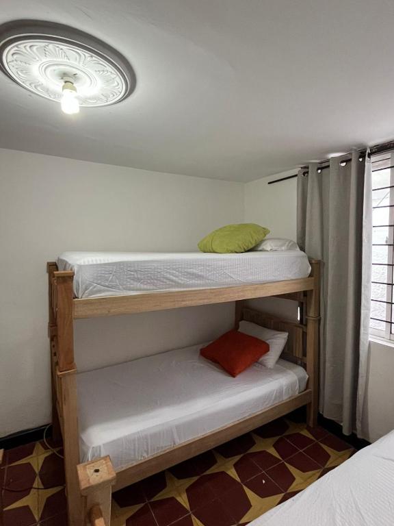 Cuartos en Gaira - Rodadero del Sur - 2