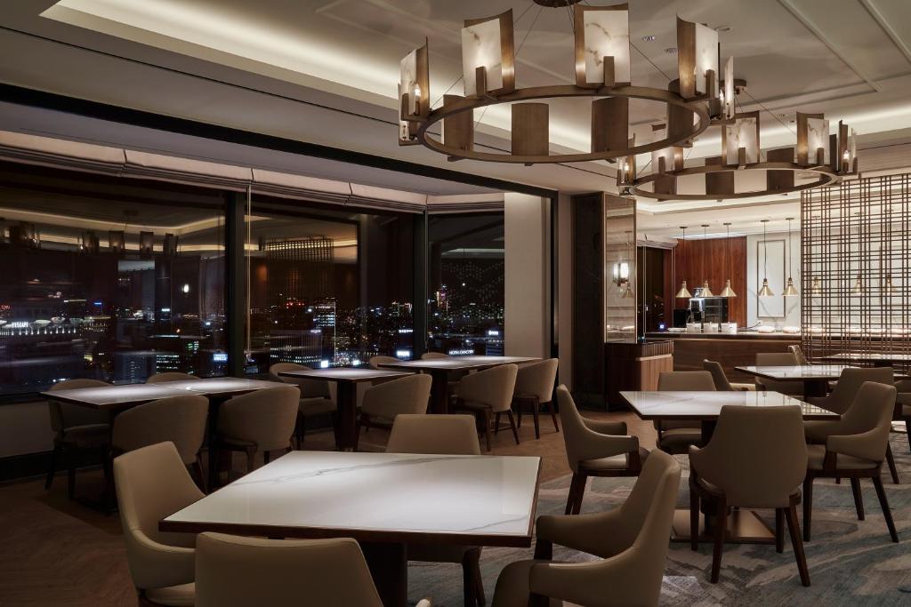 Bar/lounge