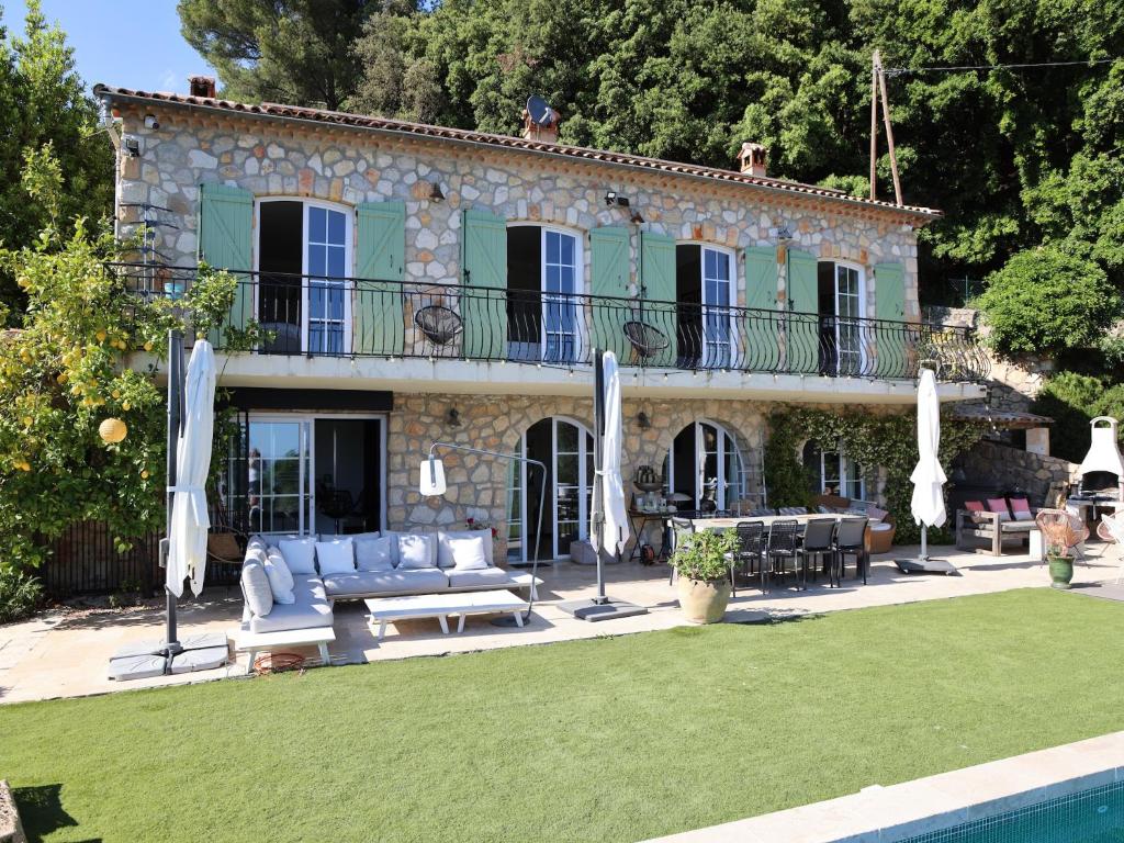 Villa in Grasse with Private Pool - 1