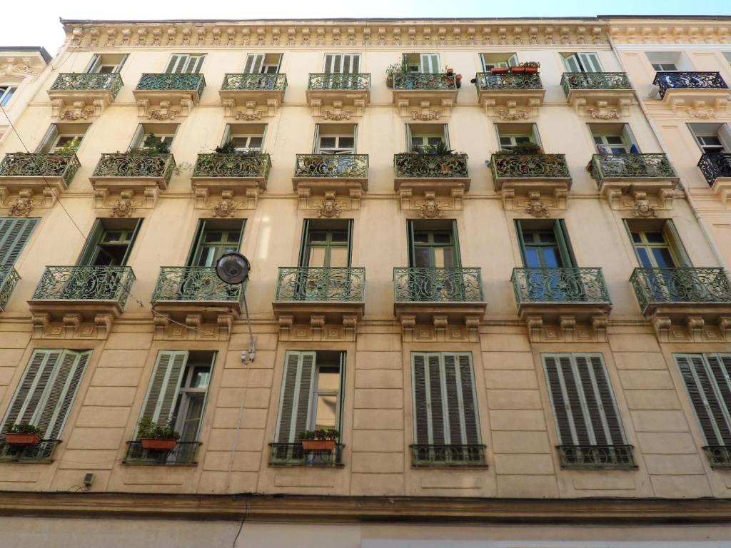 Apartment in Nice near Beaches - 1