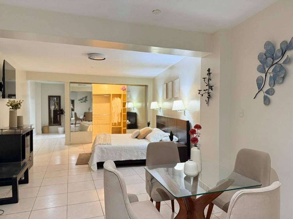 Casa Blanca - 2